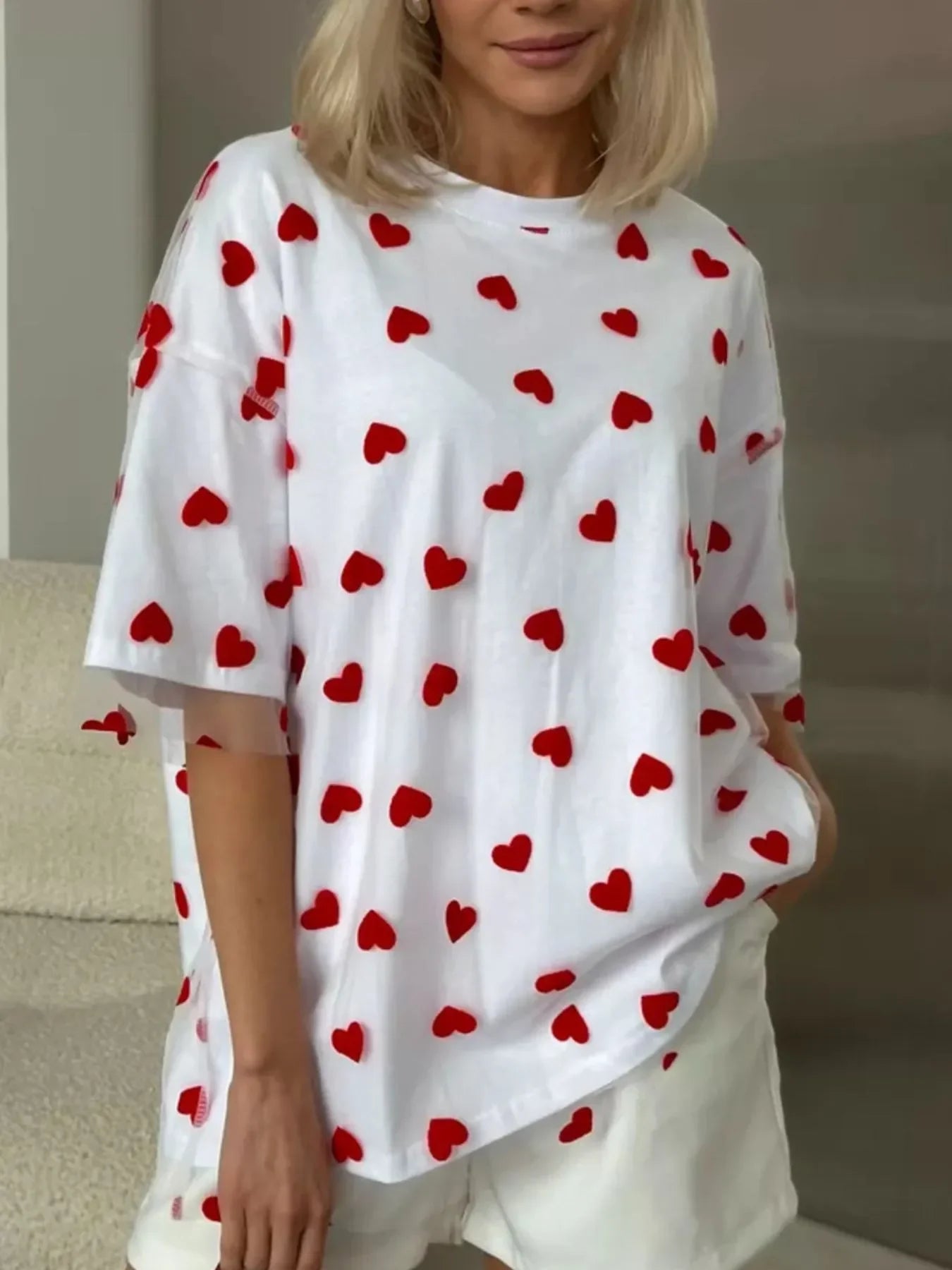Oversized Heart Print T Shirt For Everyday Wear - Southern Shores Clothing