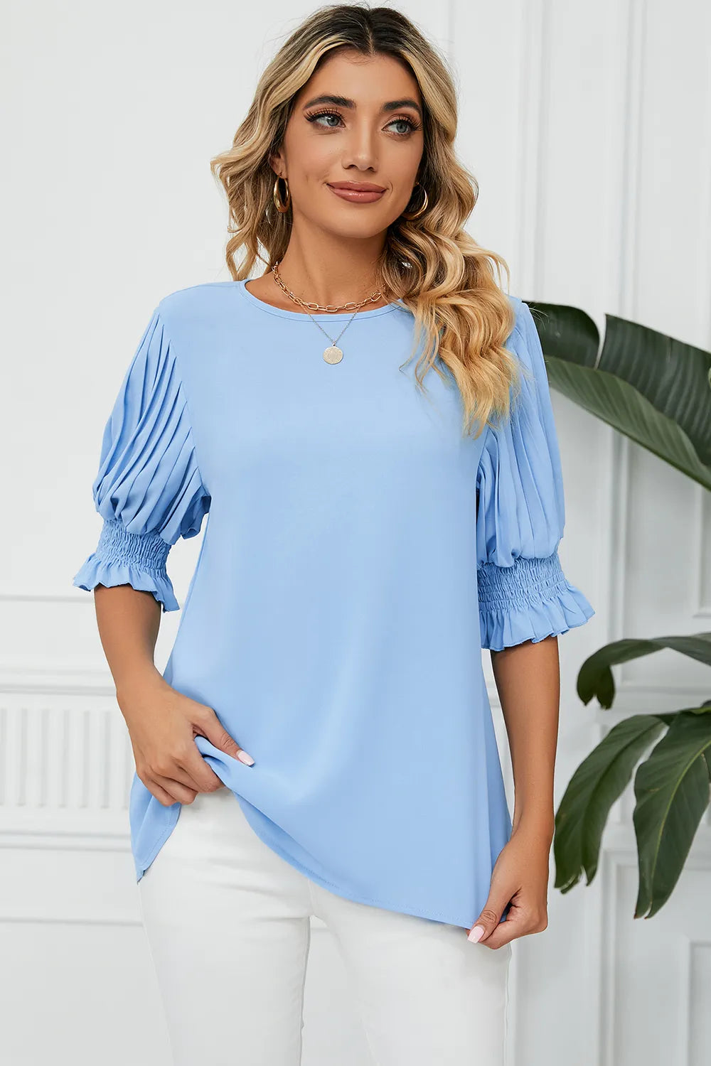 Elegant Women's Frill Round Neck Lantern Sleeve T-Shirt