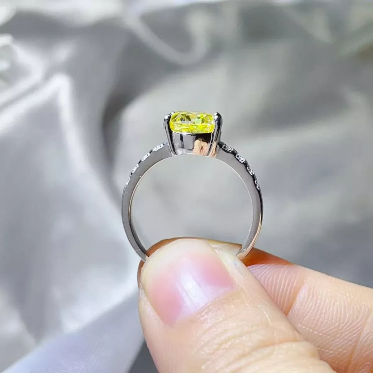 3 Carat Moissanite Oval Ring In 925 Sterling Silver Gleaming - Southern Shores Clothing