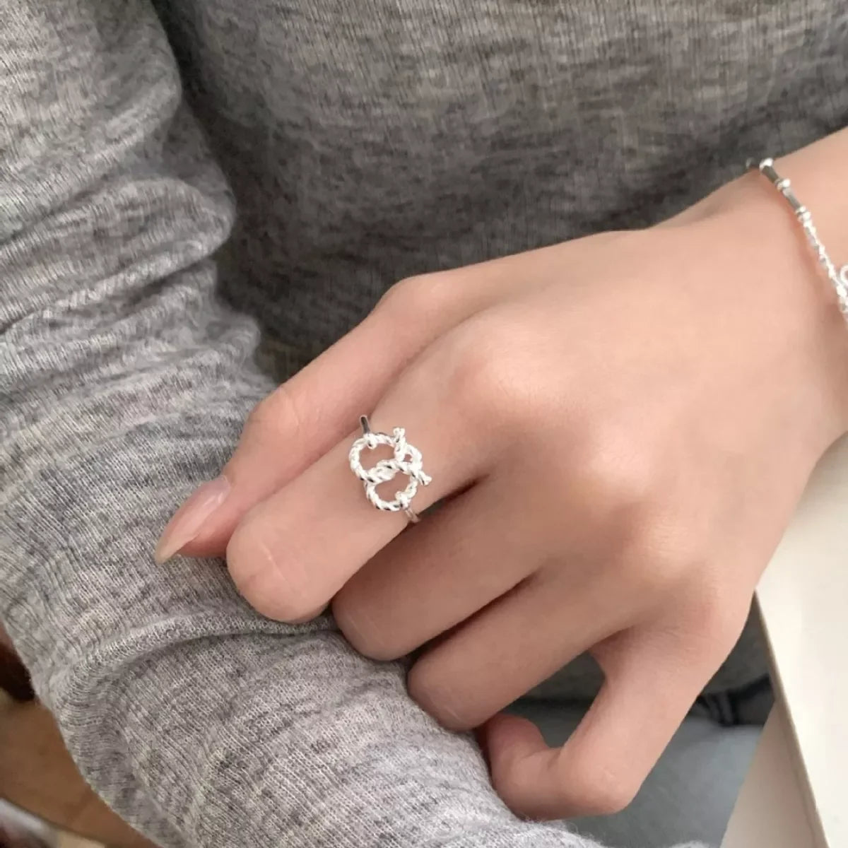 925 Sterling Silver Heart Knot Ring With Delicately Twisted Band - Southern Shores Clothing