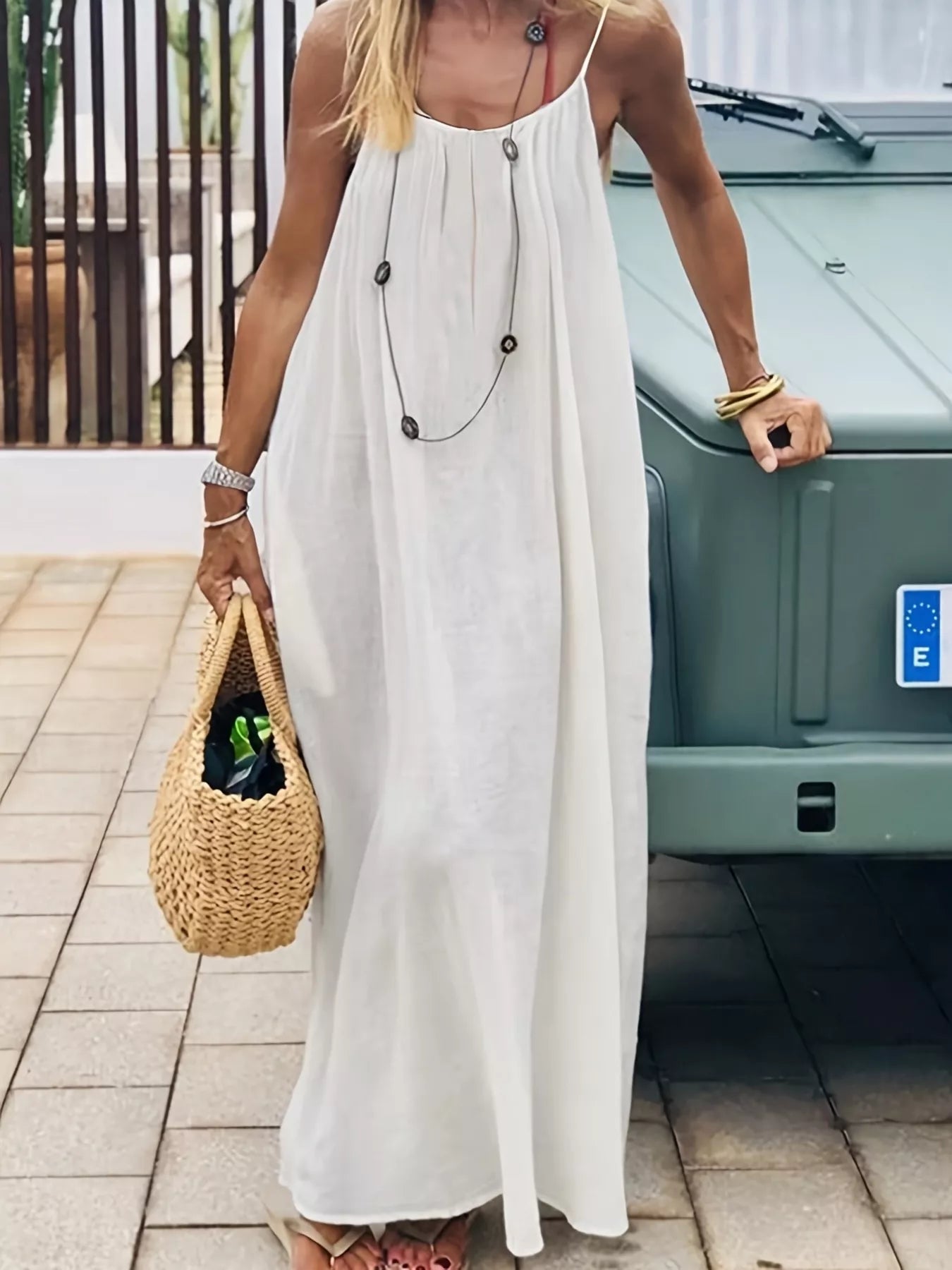 Backless Scoop Neck Maxi Dress With Tie Back