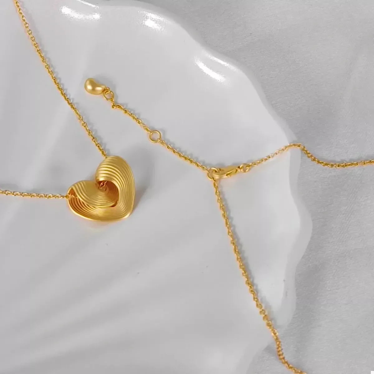 18K Gold-Plated Adjustable Heart Pendant Necklace - Southern Shores Clothing