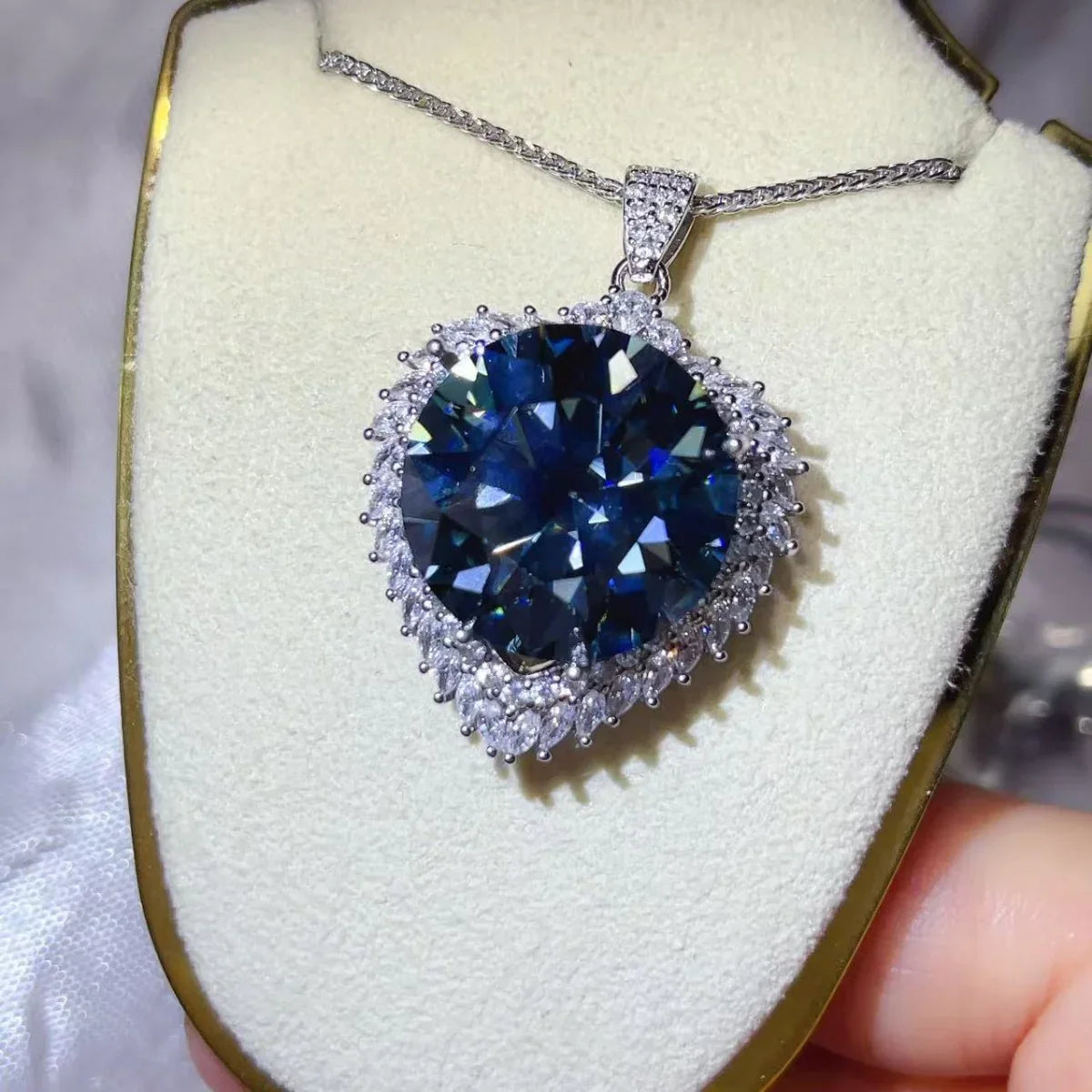 Sterling Silver Moissanite Halo Pendant Necklace With Certificate - Southern Shores Clothing