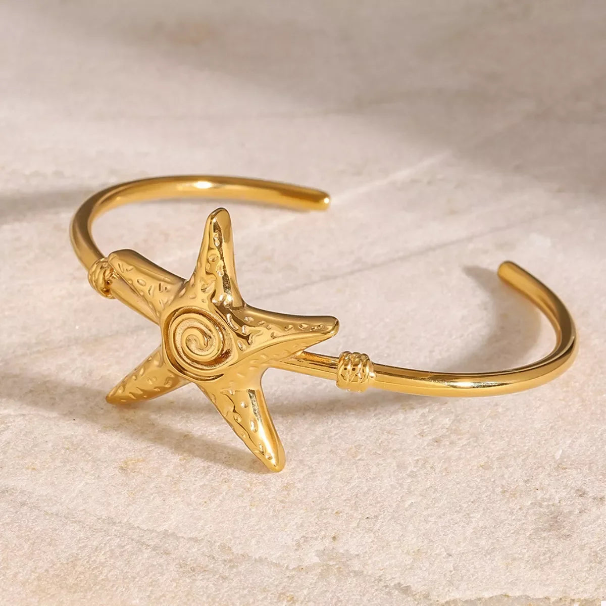 18K Gold-Plated Starfish Open Bracelet Stainless Steel - Southern Shores Clothing