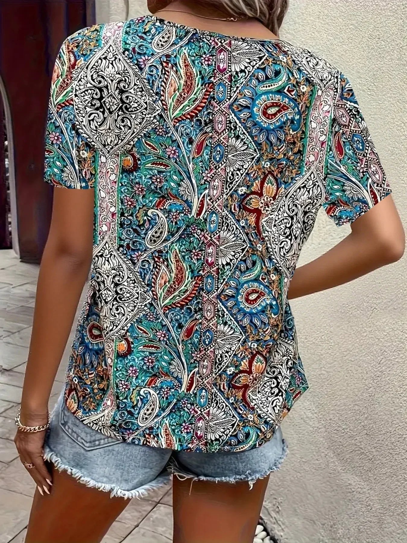 Bohemian Paisley Print V-Neck Short Sleeve T-Shirt - Southern Shores Clothing