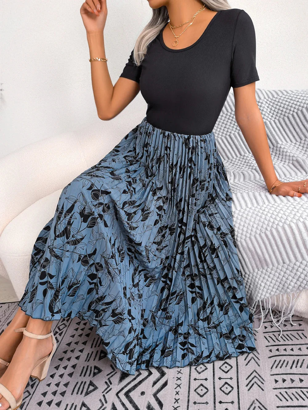 Floral Print Round Neck Pleated Midi Dress - Southern Shores Clothing