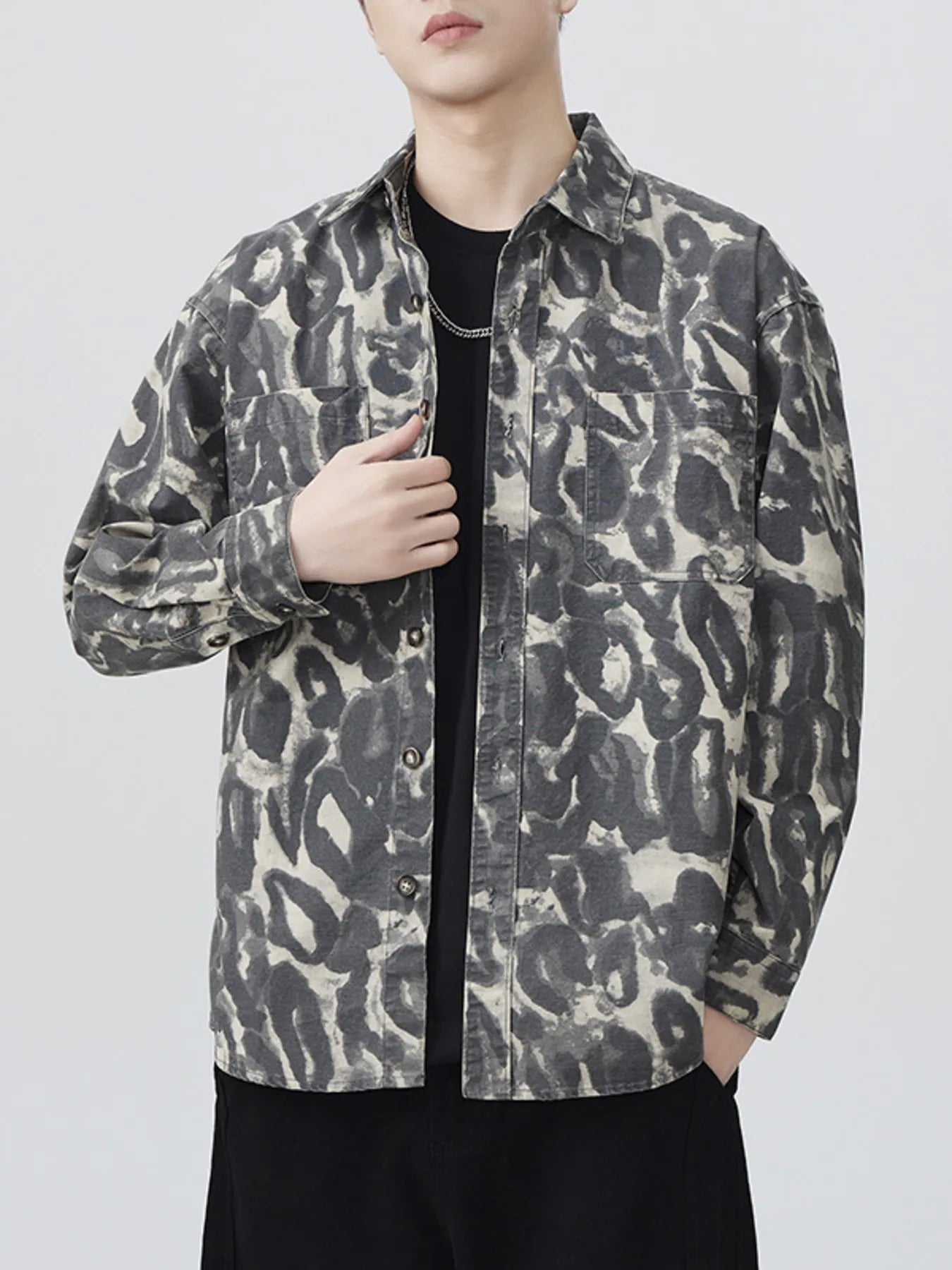 Men's Plus Size Camouflage Print Button-Up Shacket