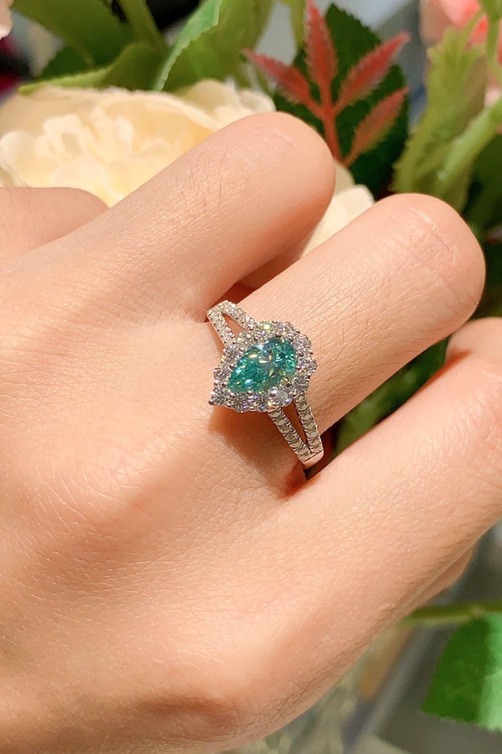 1 Carat Modern Moissanite Sterling Silver Ring - Southern Shores Clothing