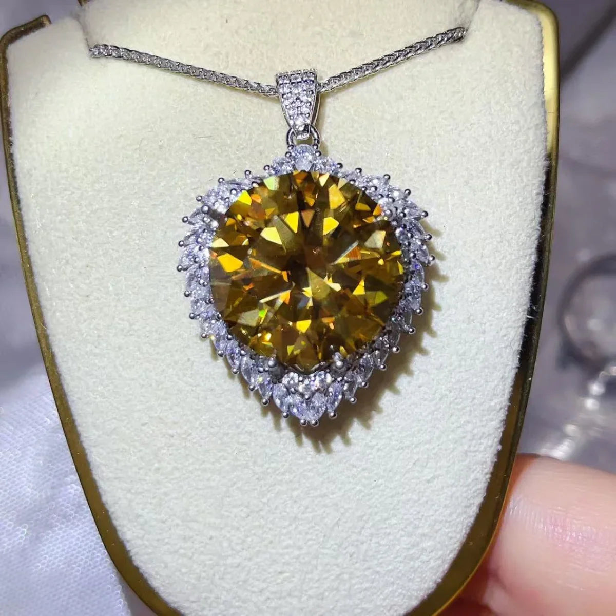 Moissanite Pendant Necklace With Halo Chain Included Gift Box - Southern Shores Clothing