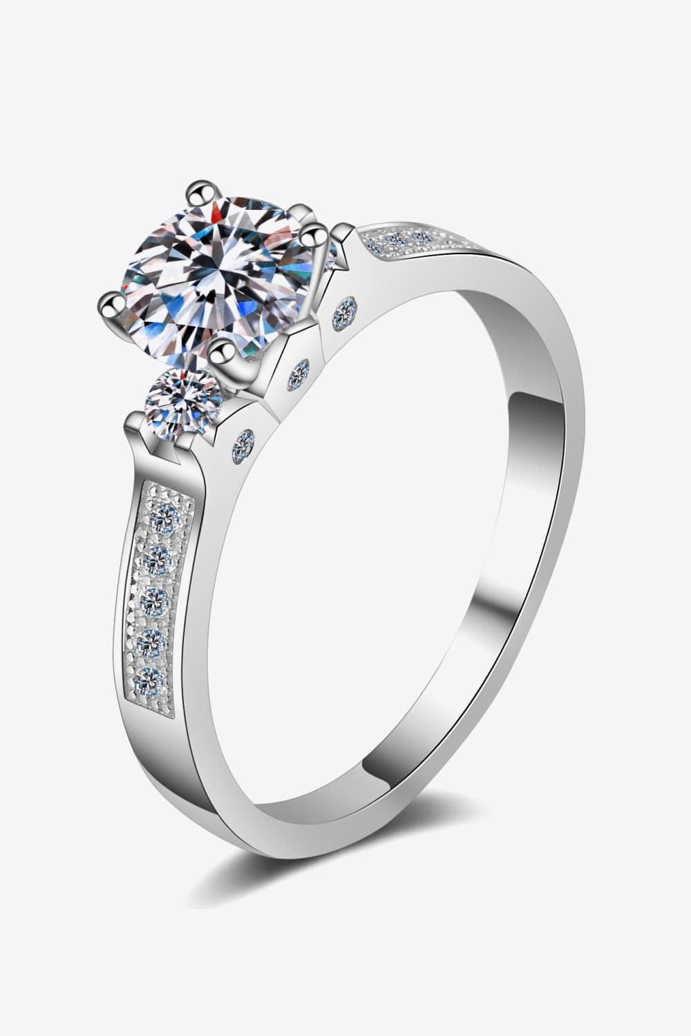 Lucky Charm Minimalist Moissanite Ring 0.8 Carat - Southern Shores Clothing