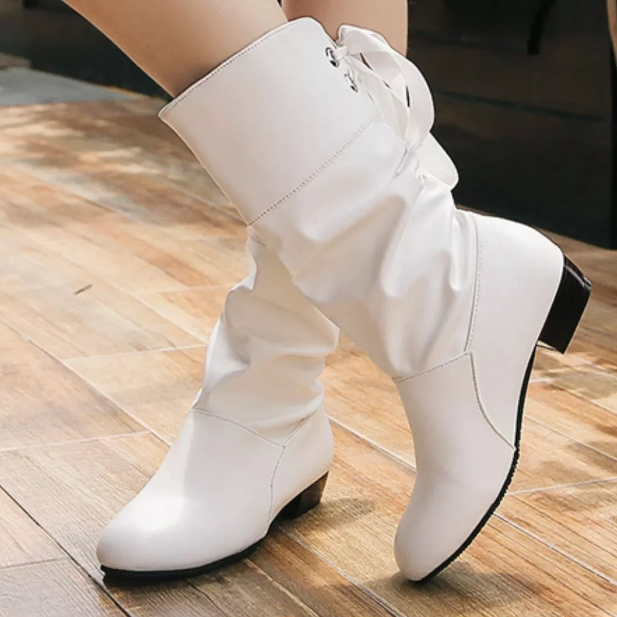 Round Toe Block Heels Boots With Low Heels