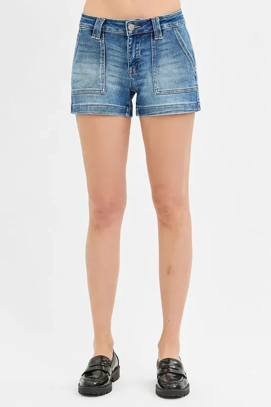 Low Rise Patched Pocket Shorts For Warm Weather - Southern Shores Clothing