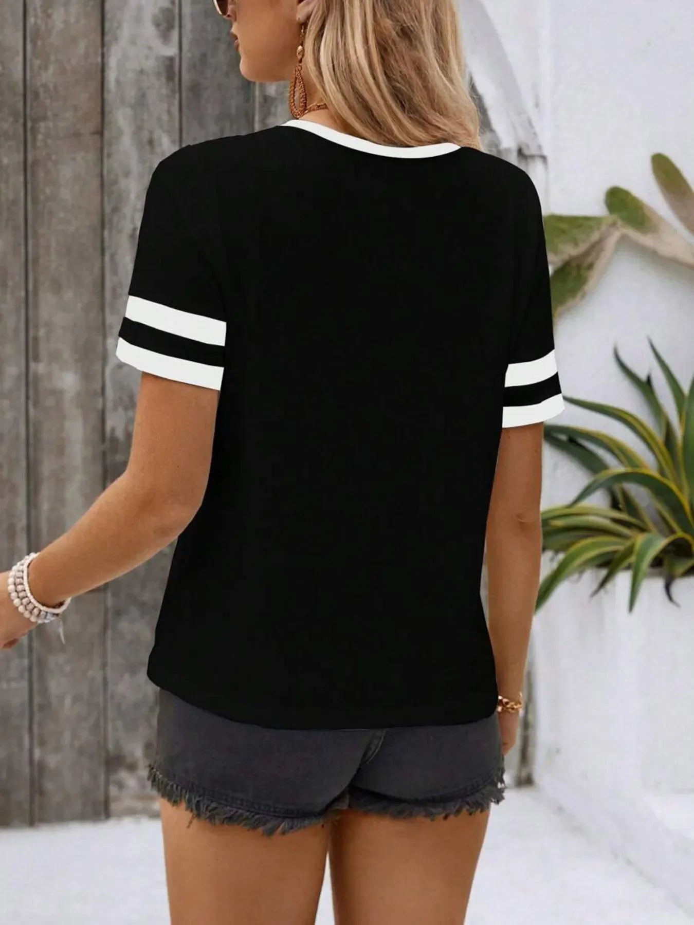 Striped Short Sleeve Stretch Half Zip T Shirt - Southern Shores Clothing