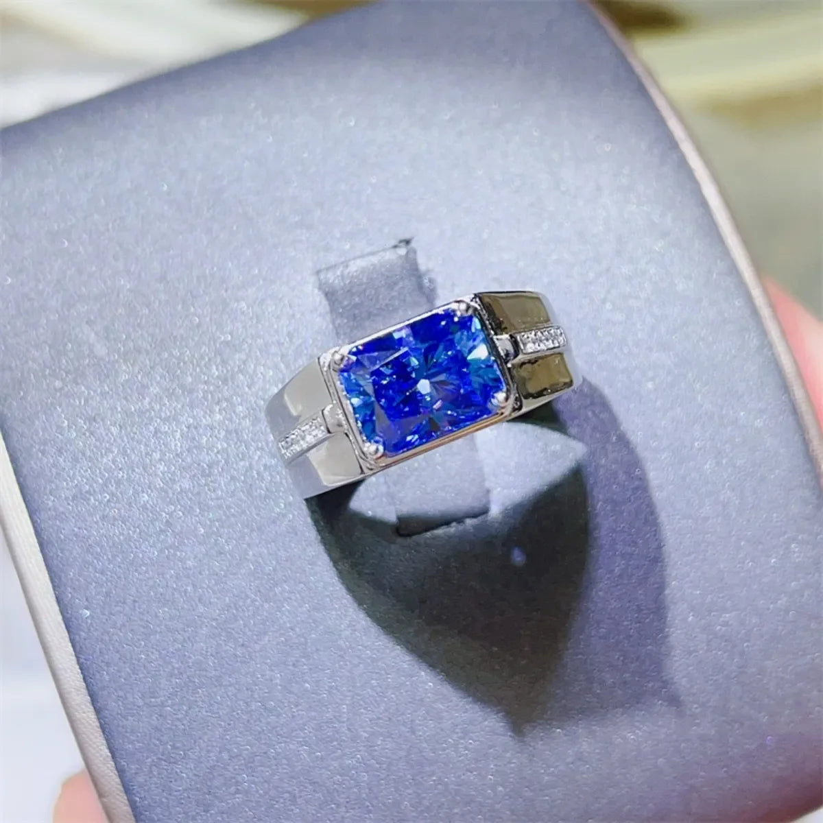 2 Carat Moissanite Sterling Silver Ring With Certificate - Southern Shores Clothing