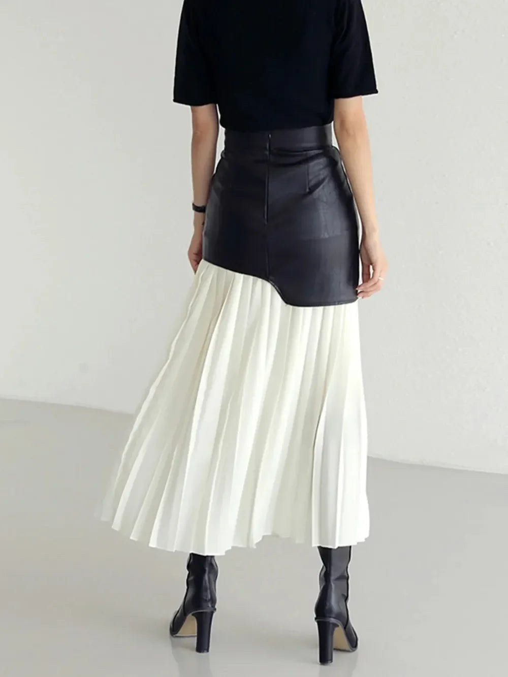 Pleated Contrast High Rise Polyester Skirt - Southern Shores Clothing