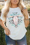 Round Neck Short Sleeve Graphic Tee With Western Style - Southern Shores Clothing