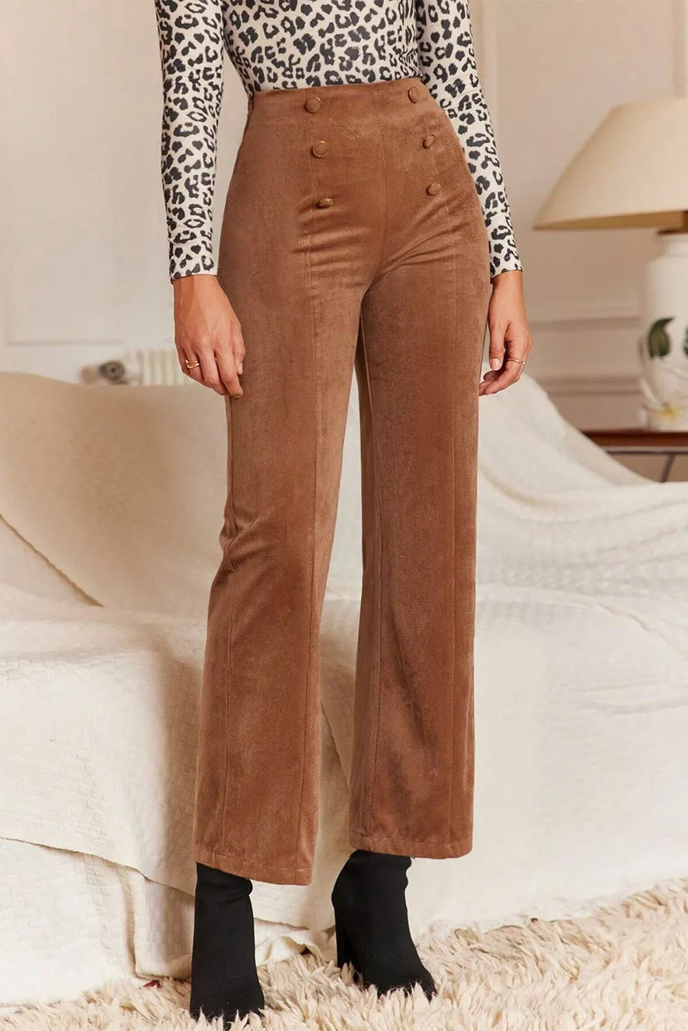 Southern Shores Women's Decorative Button Straight Leg Pants