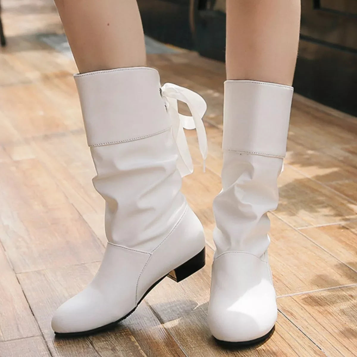 Round Toe Block Heels Boots With Low Heels