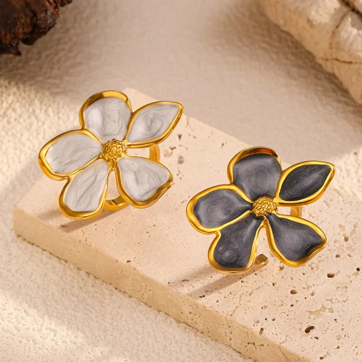 Floral Open Ring With Resin Inlay 18K Gold-Plated - Southern Shores Clothing