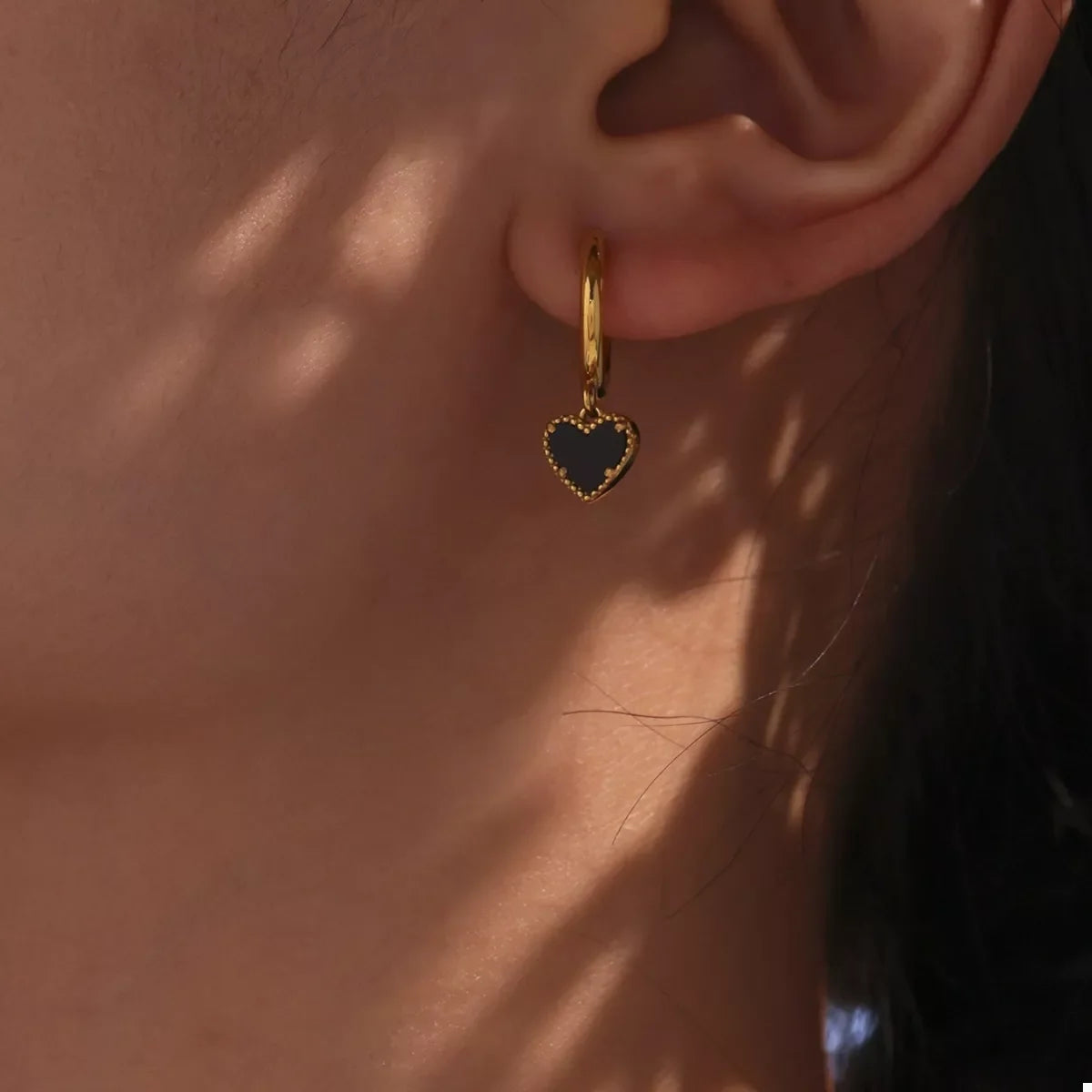 18K Gold Plated Heart Hoop Earrings With Coastal Design - Southern Shores Clothing