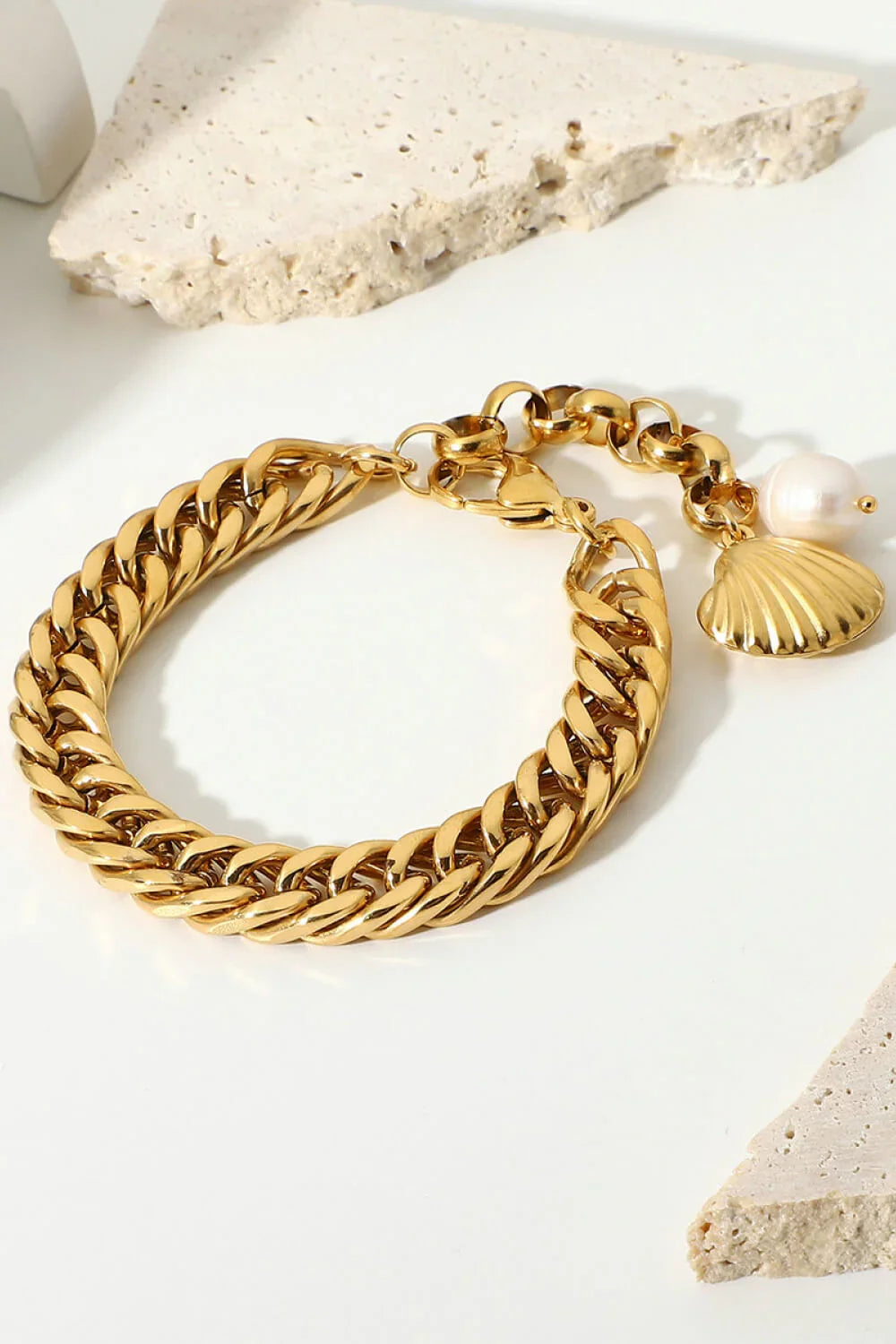 18K Gold-Plated Pearl Curb Chain Bracelet - Southern Shores Clothing