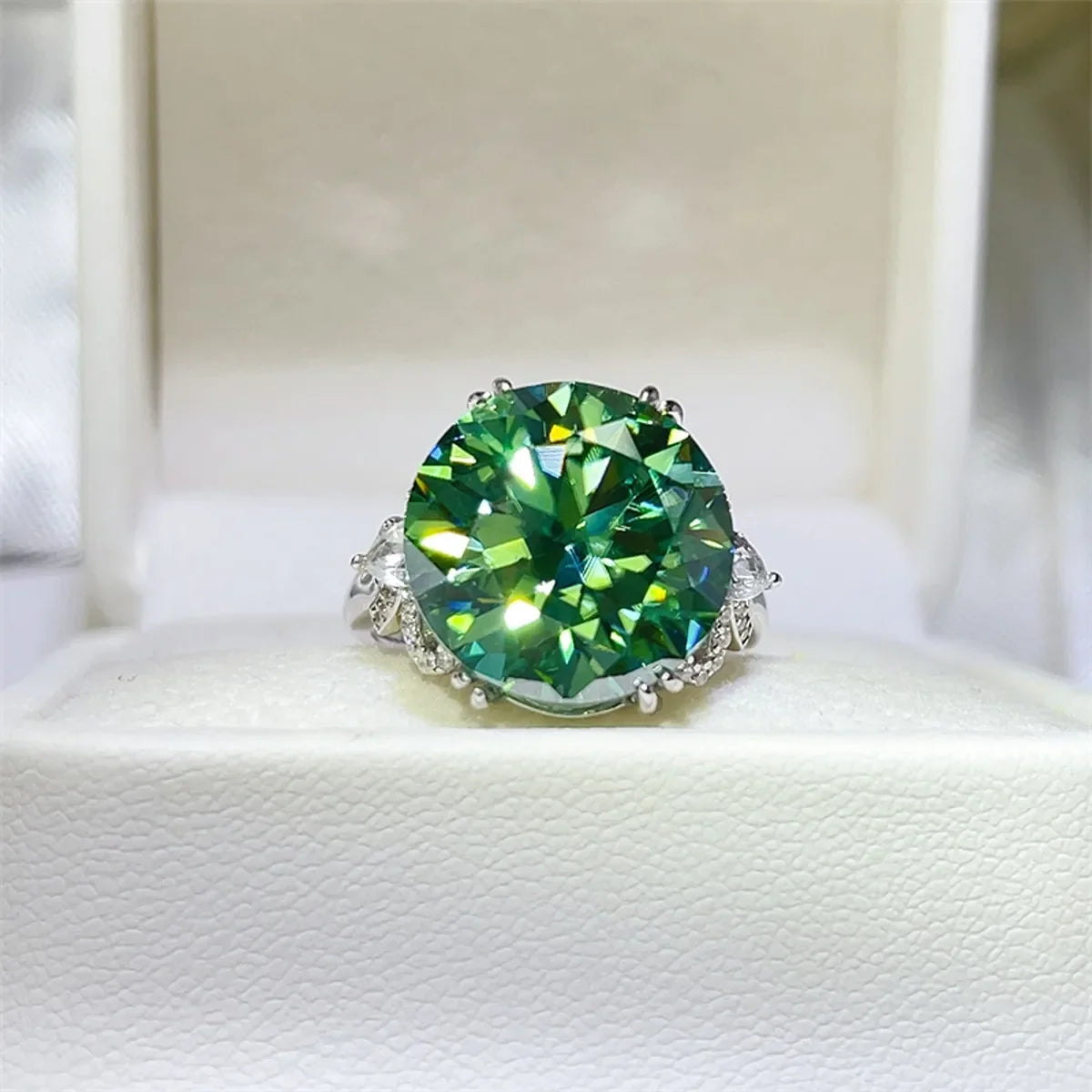 10 Carat Moissanite Platinum Plated Sterling Silver Ring - Southern Shores Clothing
