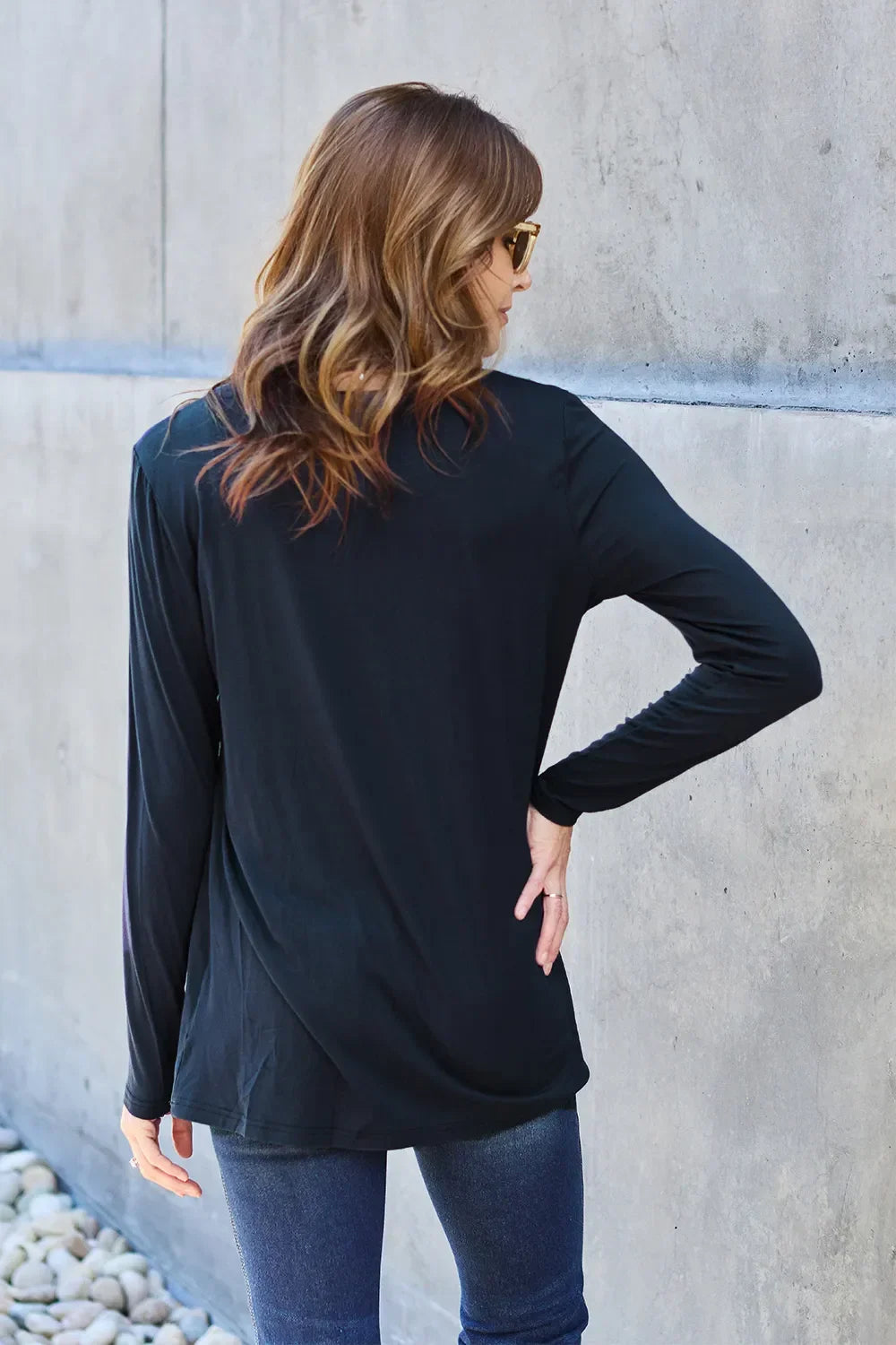 Round Neck Long Sleeve Top With Pockets Classic - Southern Shores Clothing