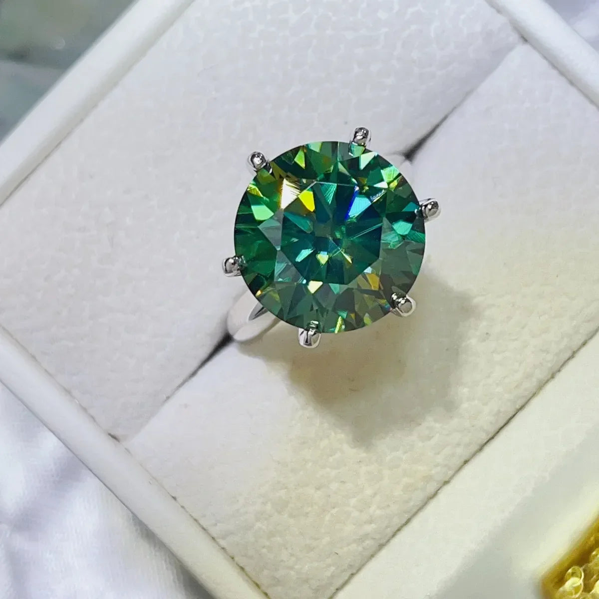10 Carat Moissanite Sterling Silver Ring - Southern Shores Clothing
