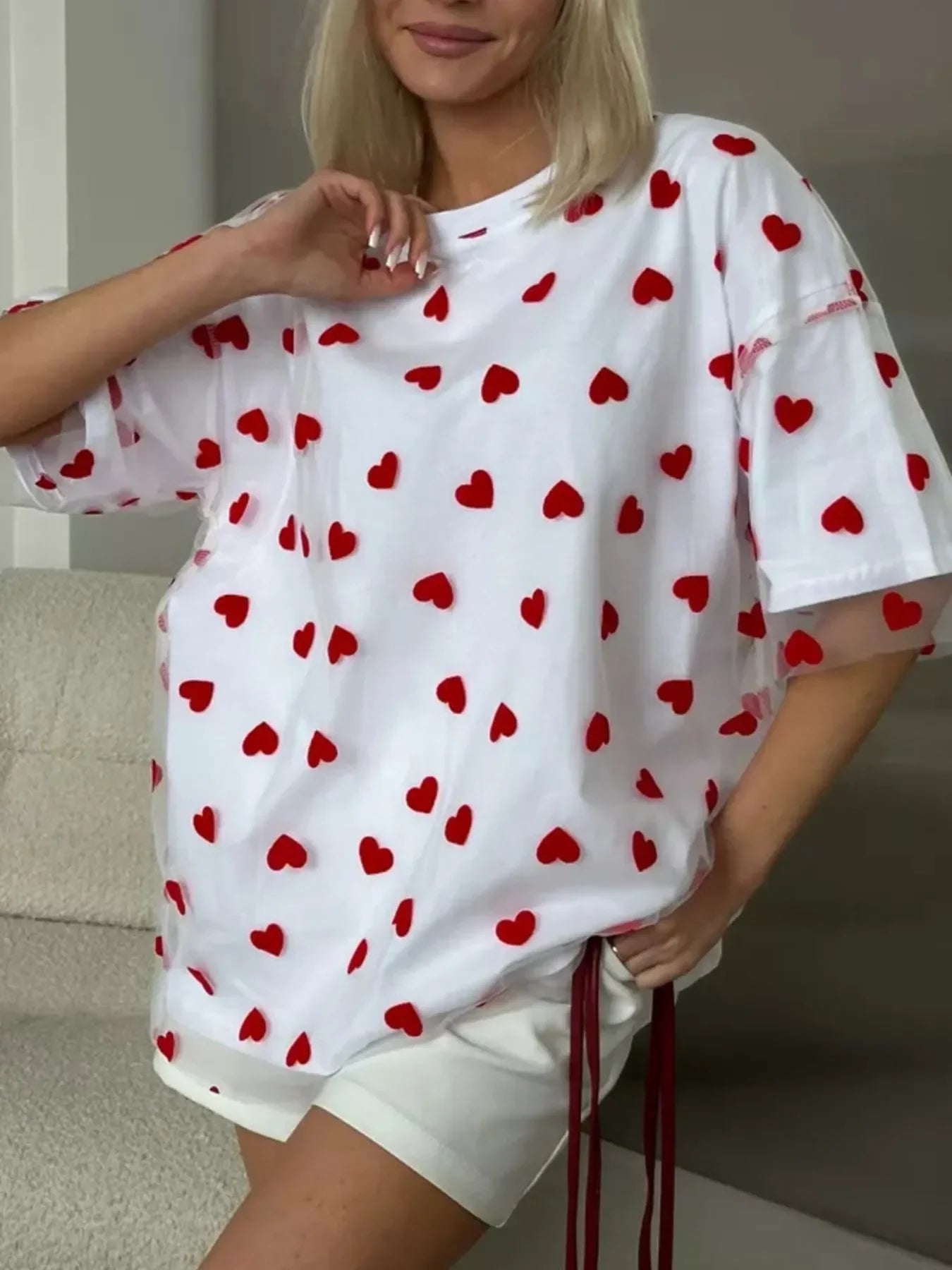 Oversized Heart Print T Shirt For Everyday Wear - Southern Shores Clothing