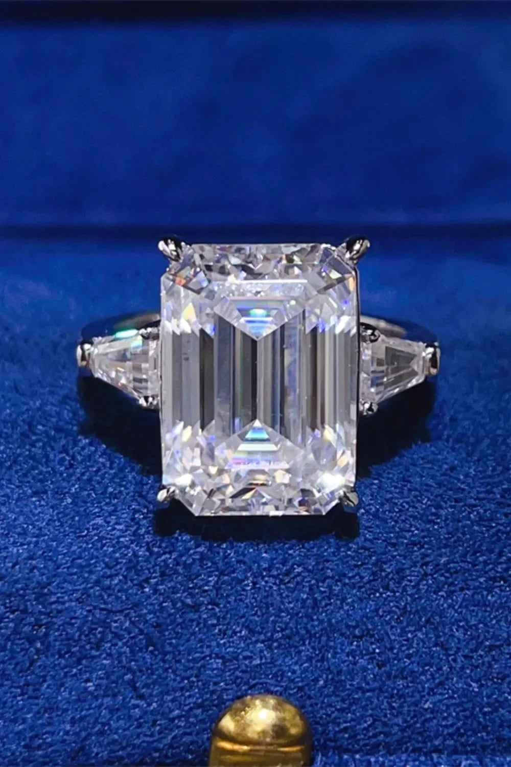 10 Carat Moissanite Sterling Silver Ring - Southern Shores Clothing