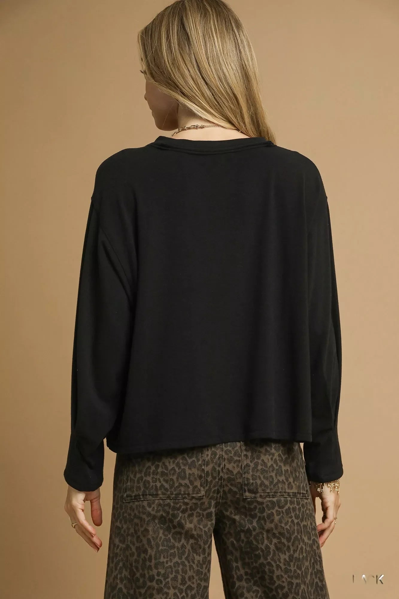 Cozy Brushed Fleece Crewneck Top With Soft Feel - Southern Shores Clothing