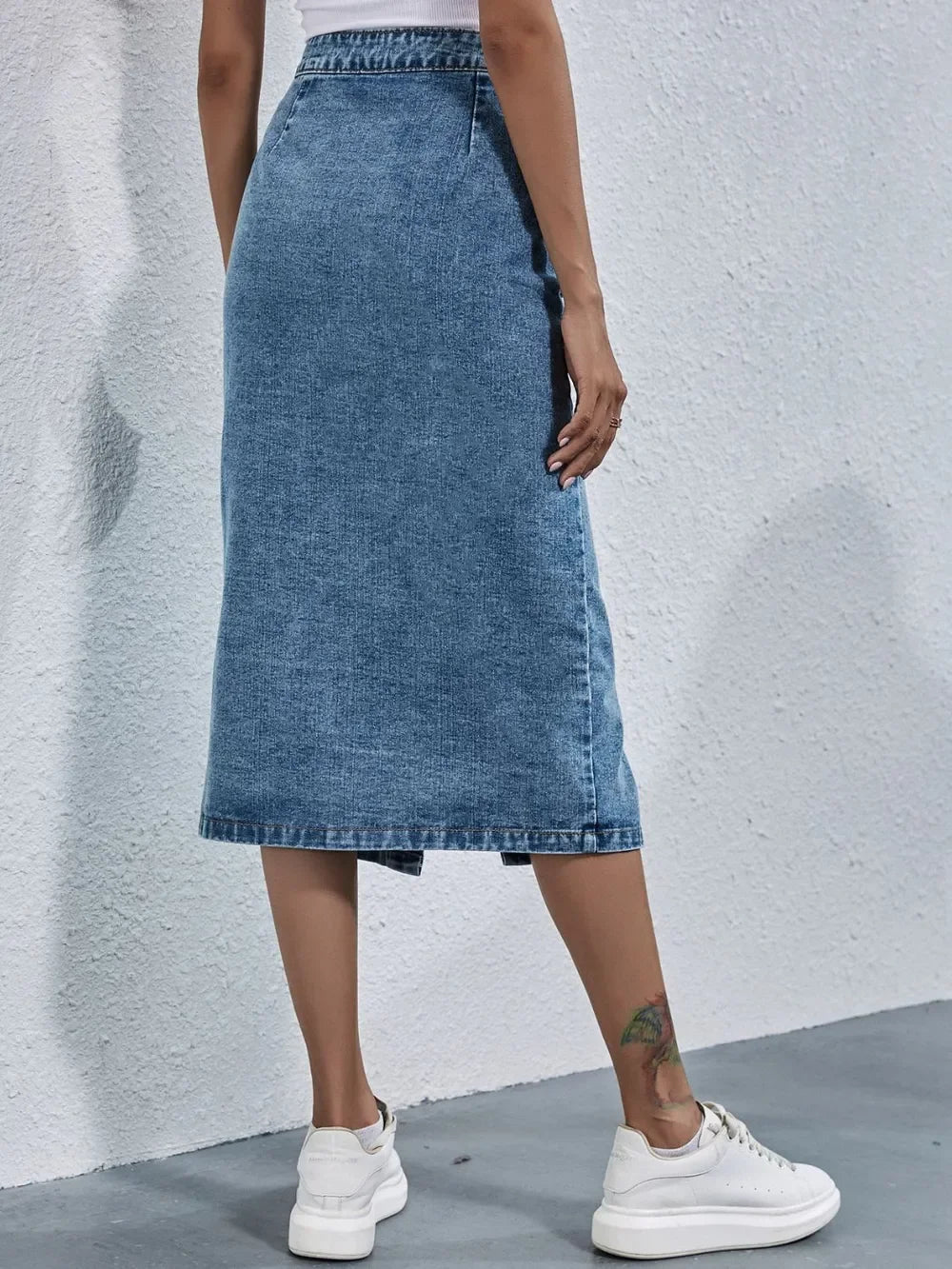 Casual Buttoned Denim Skirt With Pockets - Southern Shores Clothing