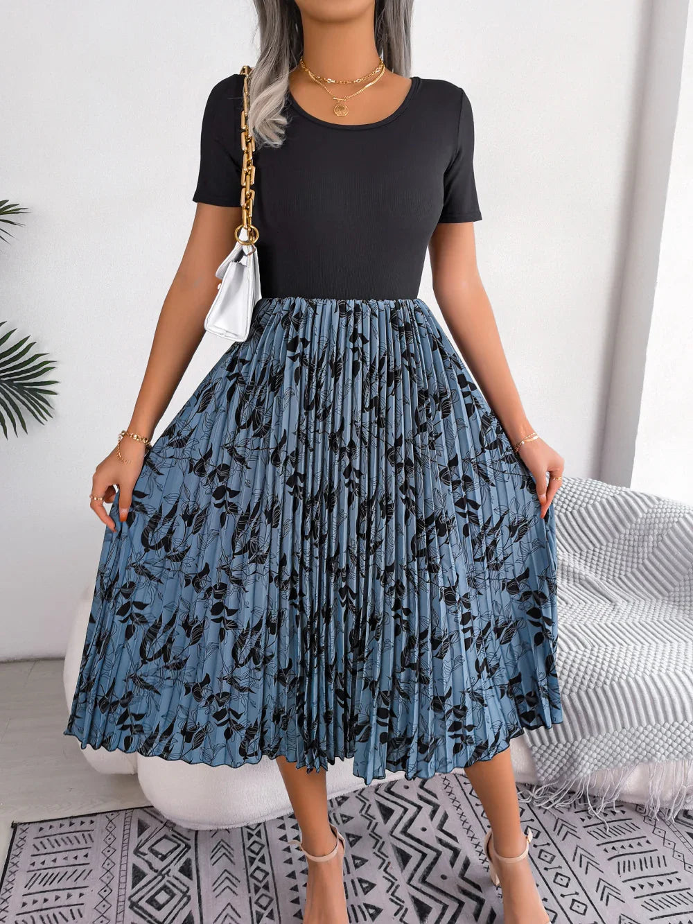 Floral Print Round Neck Pleated Midi Dress - Southern Shores Clothing